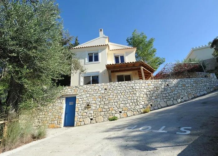 Villa Theodora View Apartments Zeys